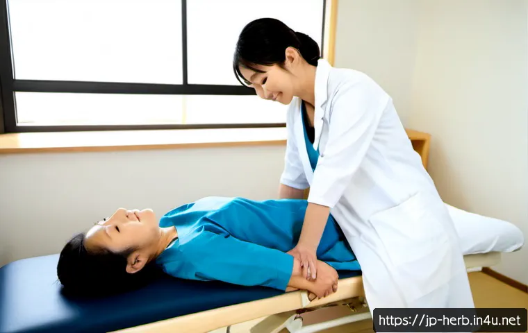 디스크 추나요법 효과 - Photorealistic Japanese physical therapy clinic, middle-aged adult patient lying comfortably on a tr...
